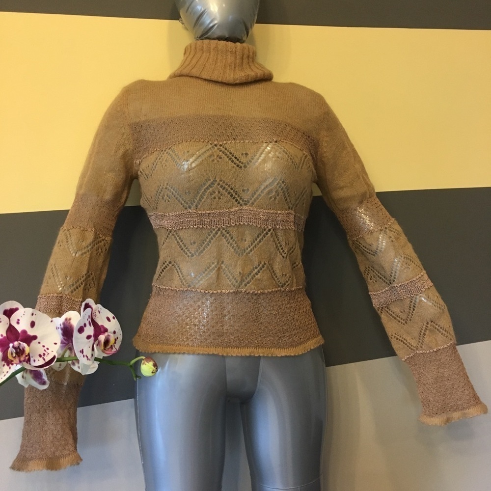 Essendi Gorgeous Light Sweater in Tan/Light Brown - Picture 8 of 8